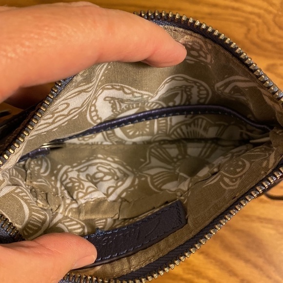 CLARKS Leather Wristlet Metallic Purple - Picture 3 of 10